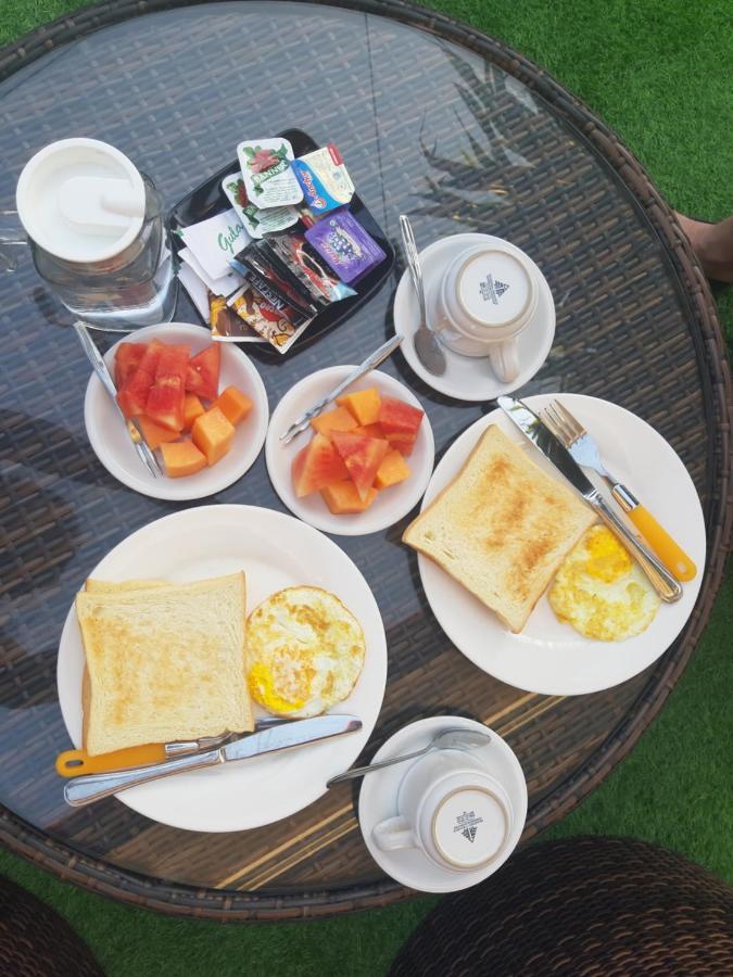 D&D Homestay Pesanggaran Eksteriør bilde